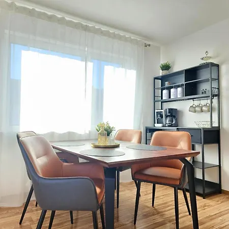 In Fuer 4 Appartement